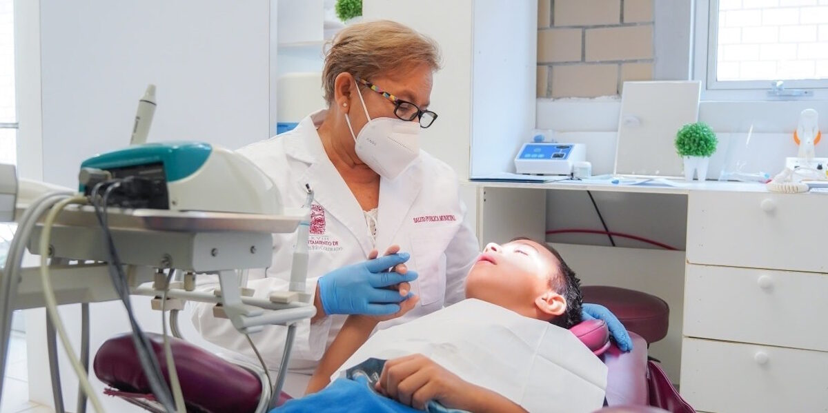 Llama Salud Pública a aprovechar sus servicios dentales