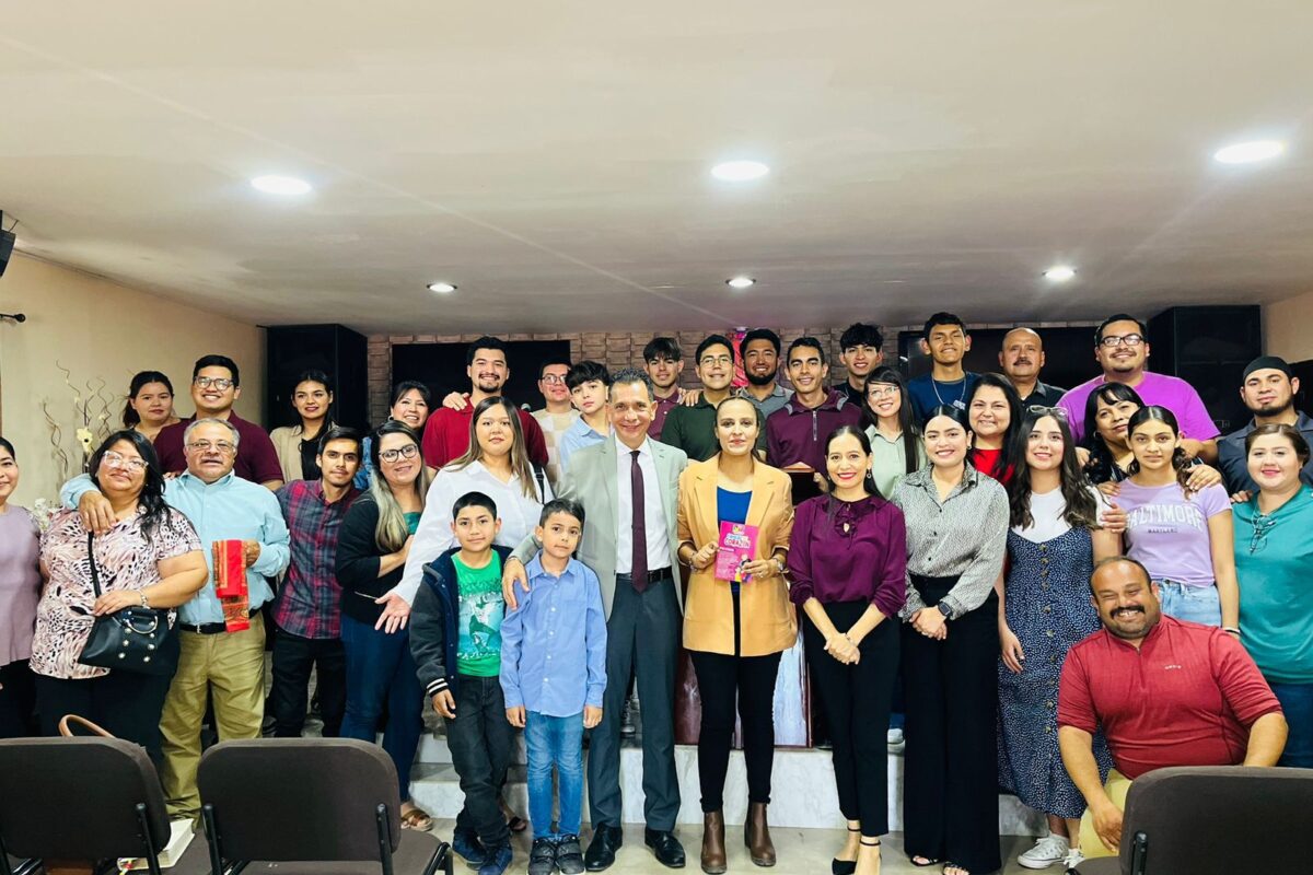 Imparte DIF plática “Familias de Corazón” en ejido Monumentos