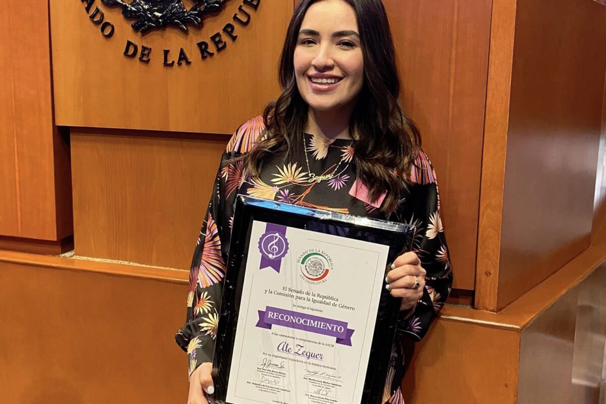 Reconoce el Senado de la República a cantautora sanluisina