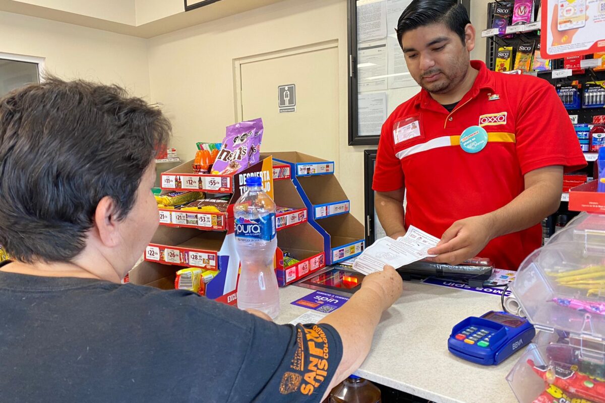 Pueden usuarios de Oomapas pagar en tiendas de conveniencia