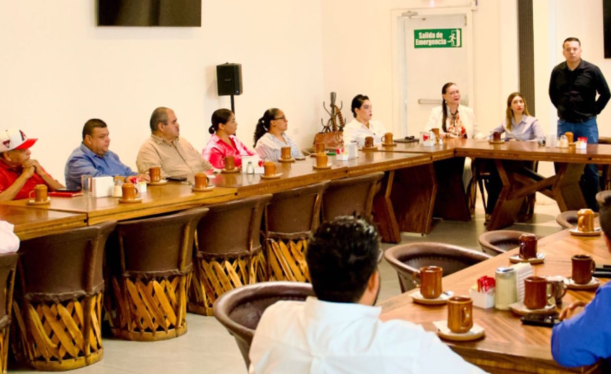 Comienza Iván reuniones con sindico y regidores electos
