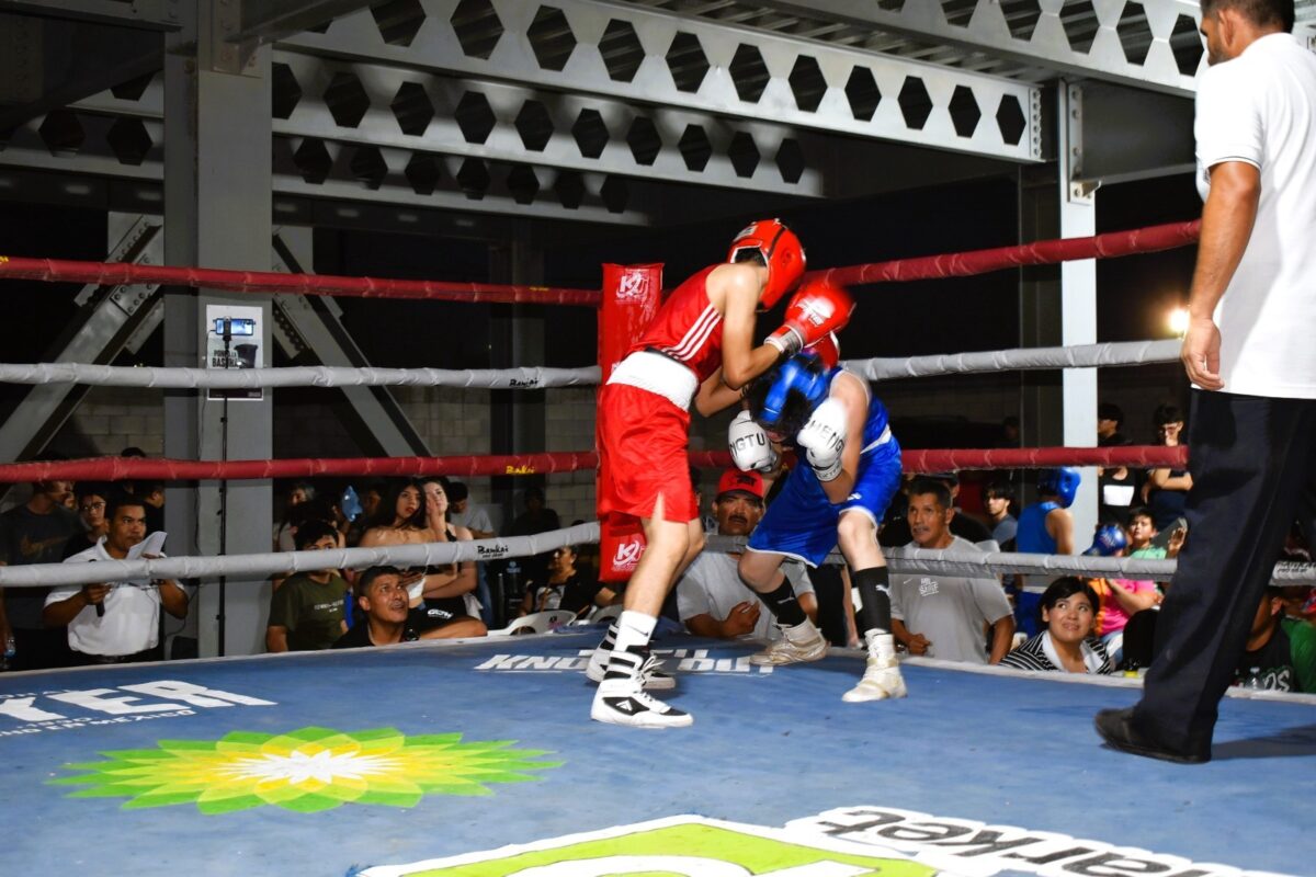 Arranca con éxito Torneo de los Barrios de Box Amateur