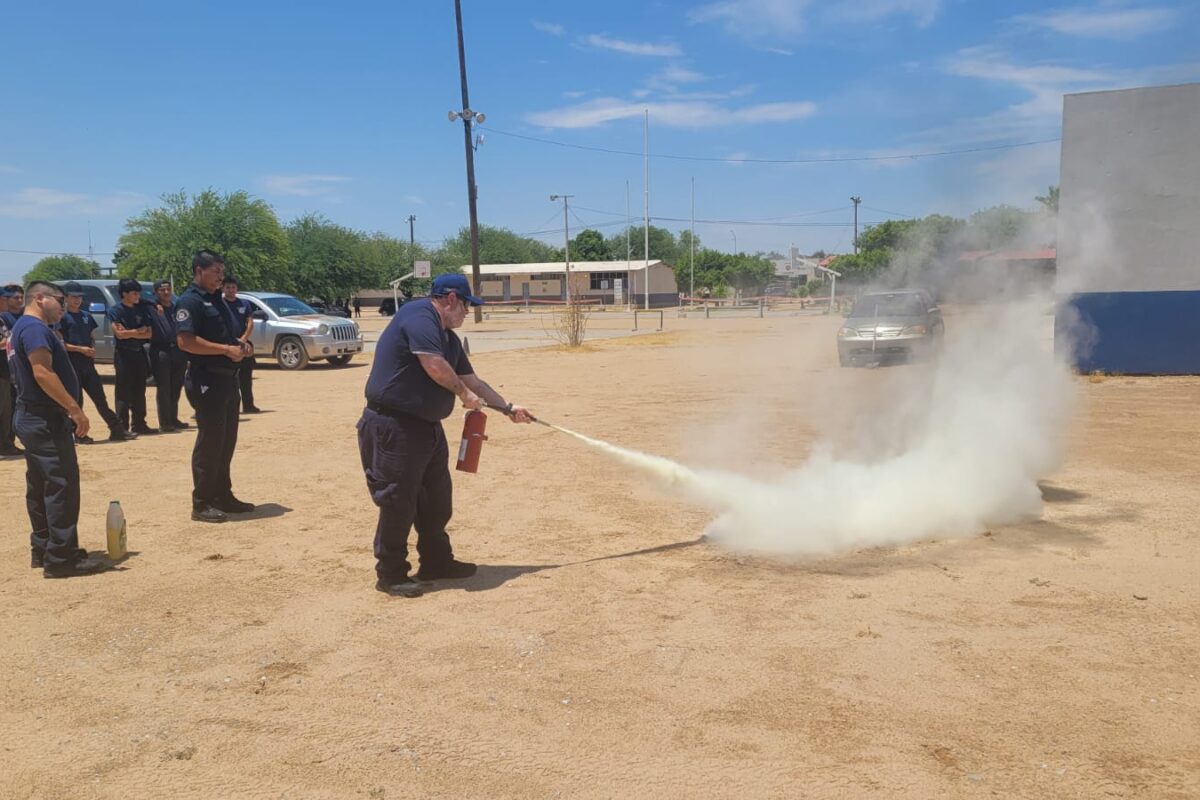 Inician clases en la primera Academia de Bomberos Municipales