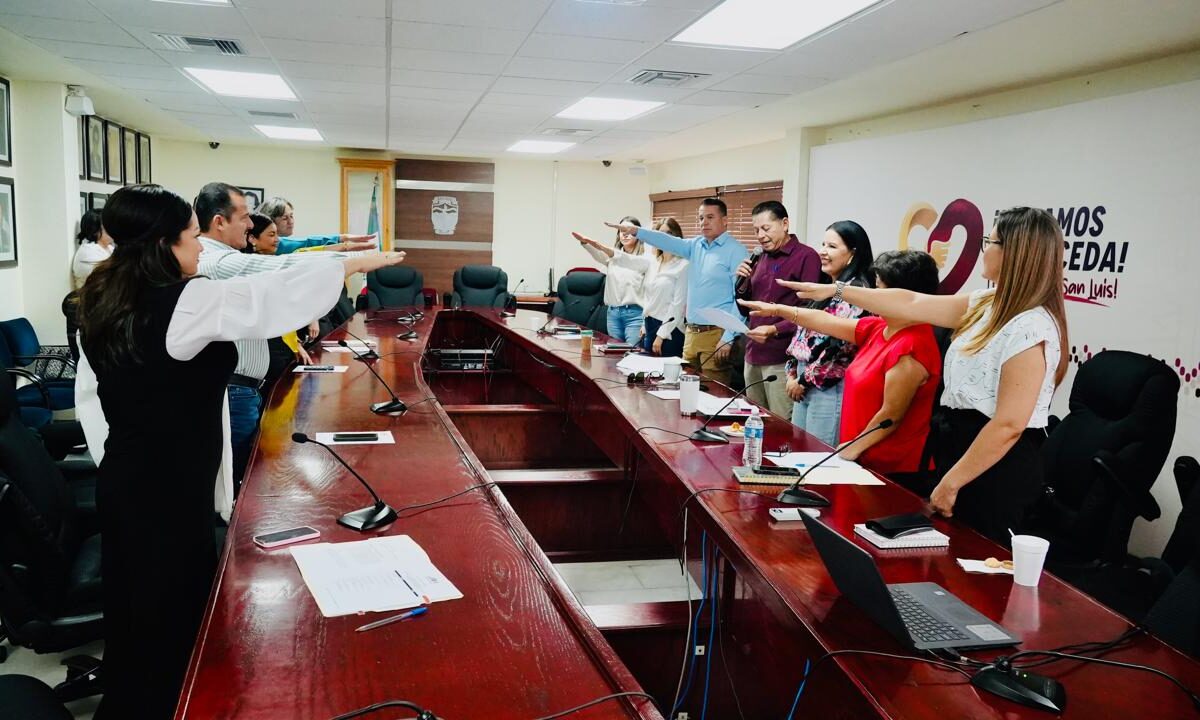 Crea 30 Ayuntamiento nuevo comité de DIF Municipal