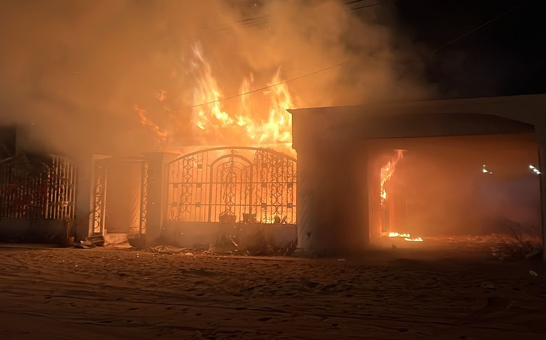 Incendio Devora Residencia en Golfo de Santa Clara