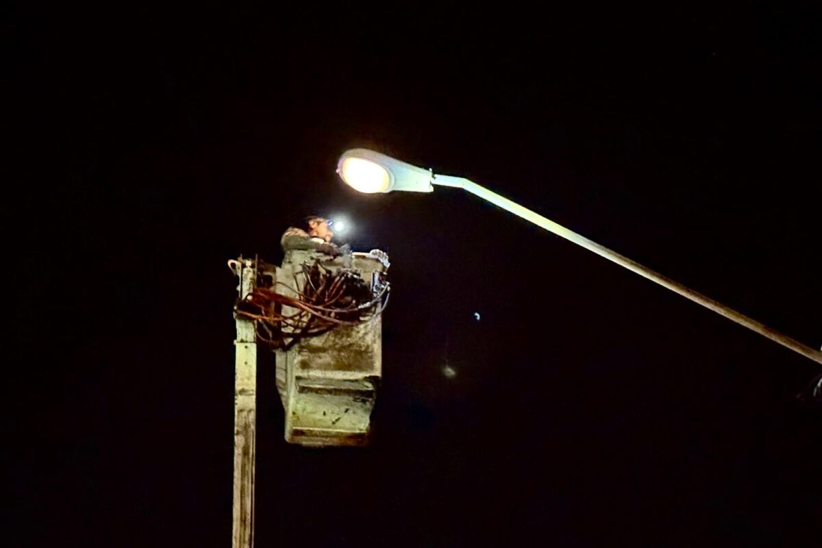 Soluciona Ayuntamiento más de 100 reportes por fallas de alumbrado