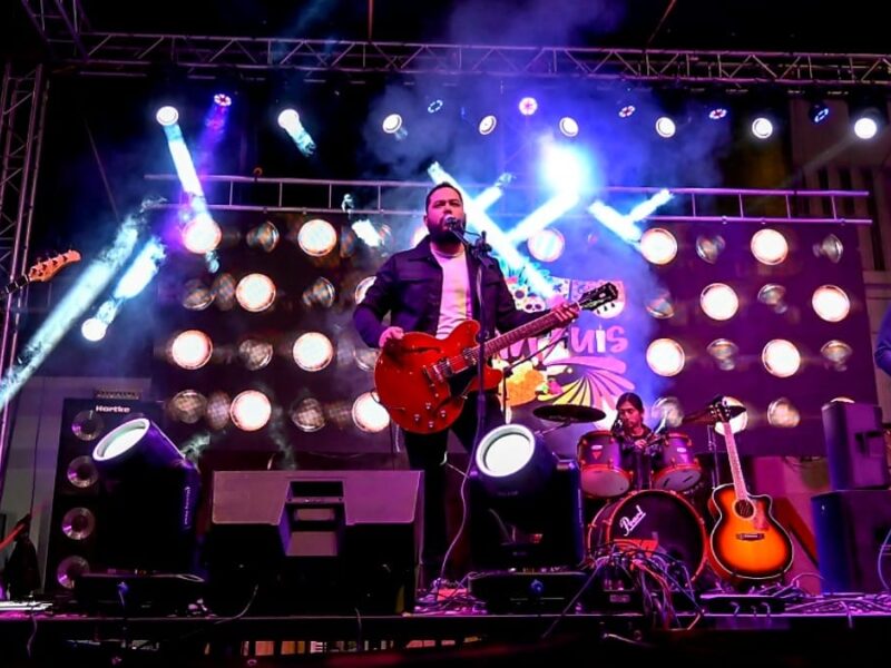Portátil lleva la música sanluisina a todo el país